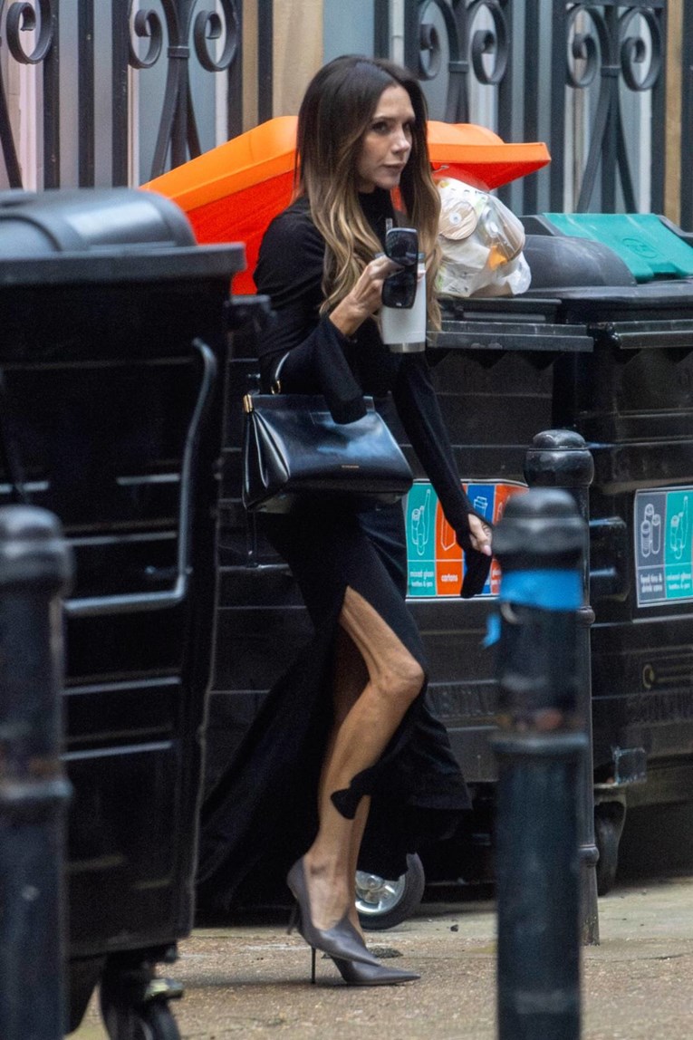 Victoria Beckham snimljena u Londonu, fanovi zabrinuti zbog njezina izgleda