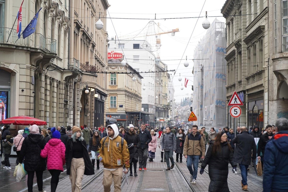 Istraživanje: Više od trećine radnika u Hrvatskoj ozbiljno razmišlja o promjeni posla