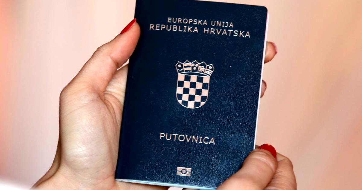 Zašto na putovnici ne smijete imati širok osmijeh? Razlog je prilično jednostavan