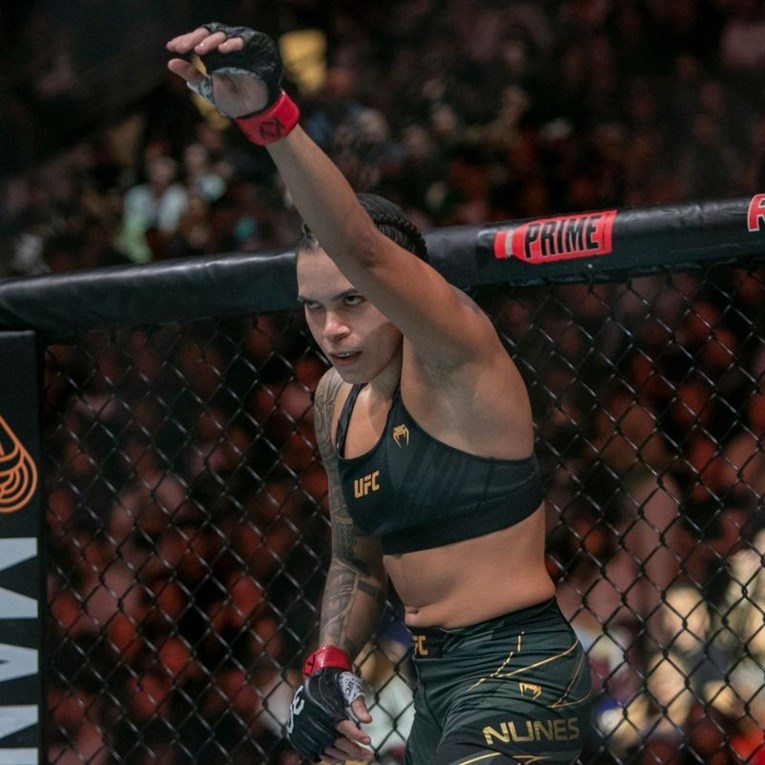 Najbolja MMA borkinja ikada najavila povratak u oktogon