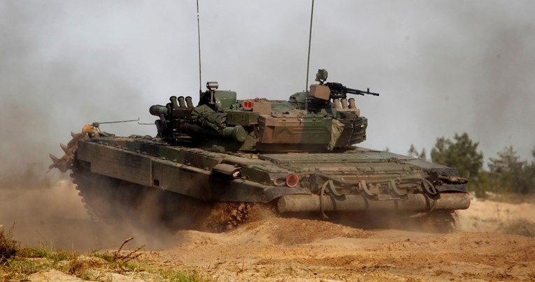 Makedonija daje Ukrajini tenkove