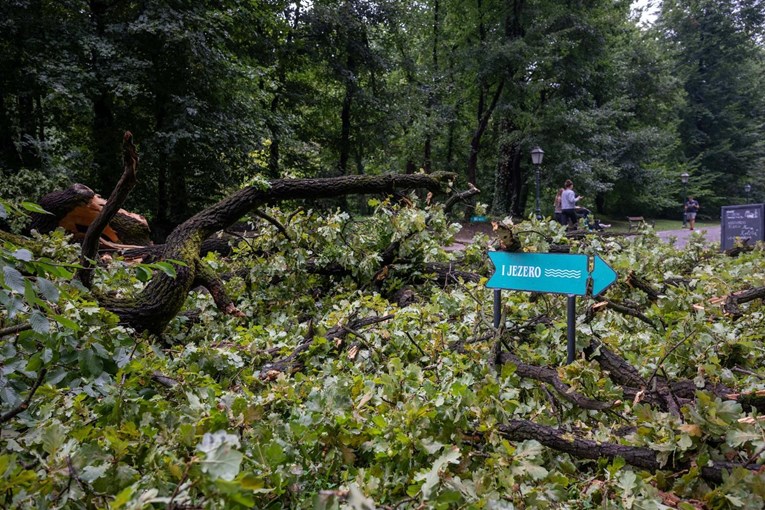 VIDEO I FOTO Ovako izgleda zagrebački park Maksimir nakon nevremena