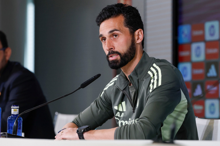Barcelona se žali na suđenje. Arbeloa: Svi vidimo što se događa već tjednima