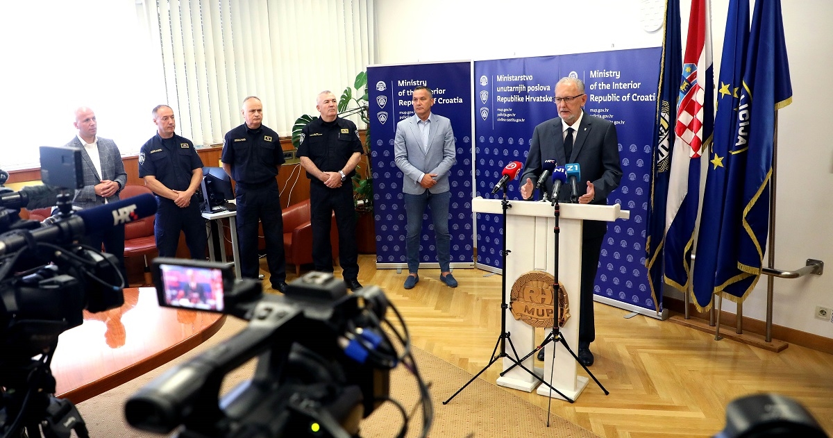 HNS i MUP potpisali protokol kako se ne bi ponovili neredi poput onih u Desincu