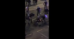 VIDEO Preko 10 srpskih policajaca se izredalo na prosvjedniku, gazili ga i cipelarili