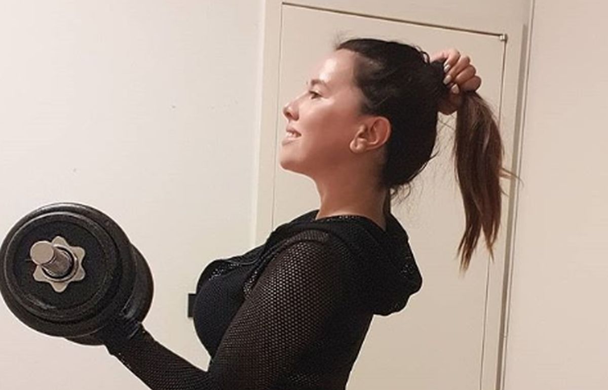 Nives pokazala kako vježba u oskudnim gaćicama, nitko nije gledao uteg