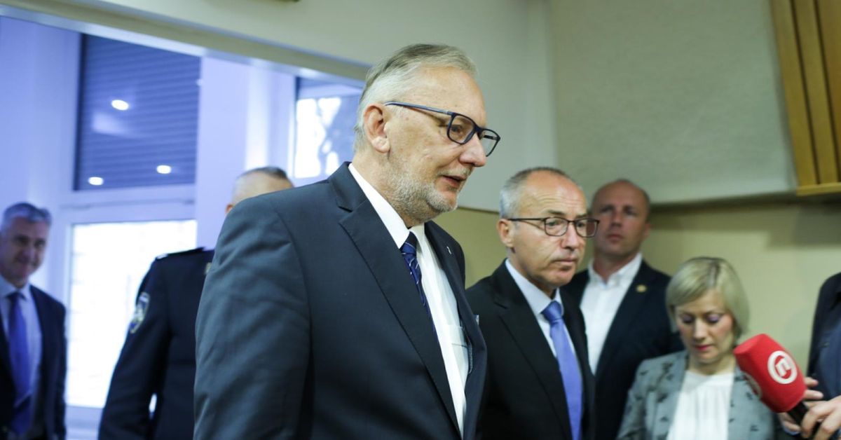 Ministar policije: Istražujemo tko prodaje ulaznice MUP-a za Hrvatsku i Mađarsku