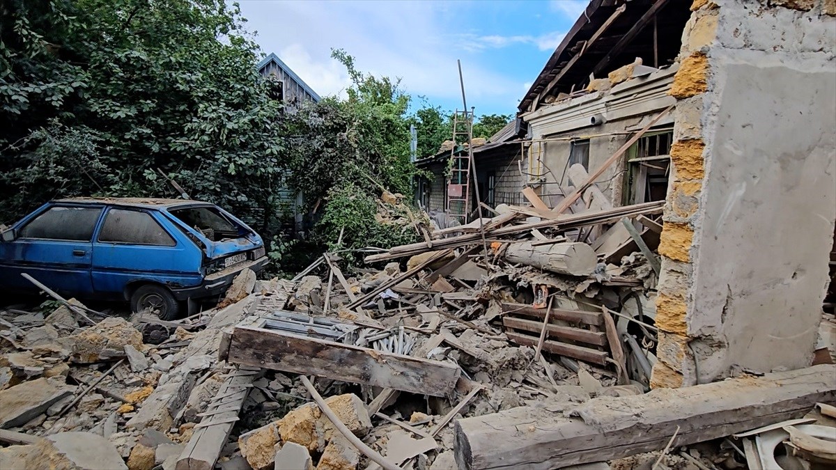 Rusi bombardirali Herson, poginula žena
