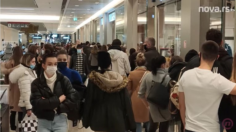 Srbi bijesni zbog prizora iz trgovačkih centara: "Najcrnji dan u Srbiji"