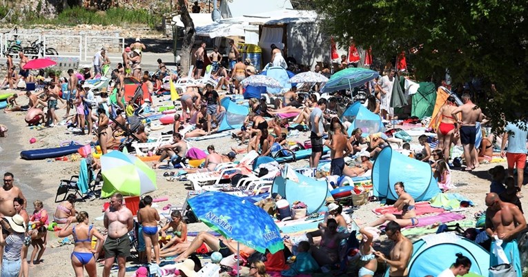 Propao turistički div