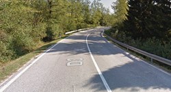 Motorist sletio s ceste kod Bosiljeva, preminuo na putu do bolnice