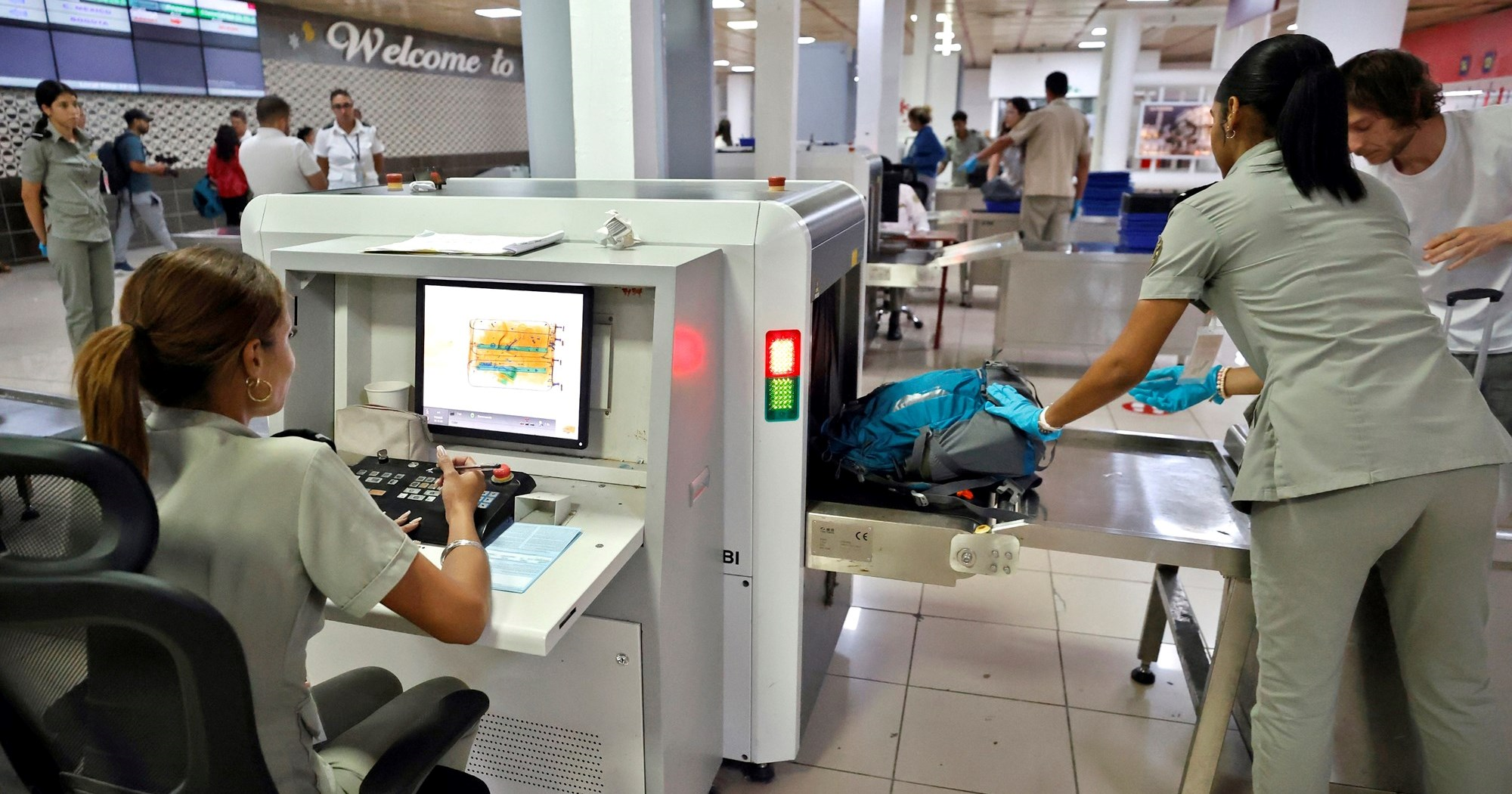 Europske zračne luke kupuju nove skenere. EU ukinula limit od 100 ml tekućine