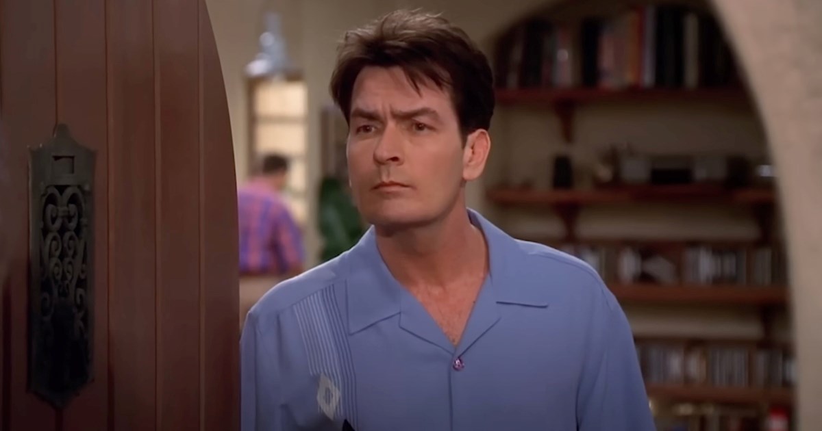 Otkriveno koliko je Charlie Sheen zarađivao u seriji Dva i pol muškarca