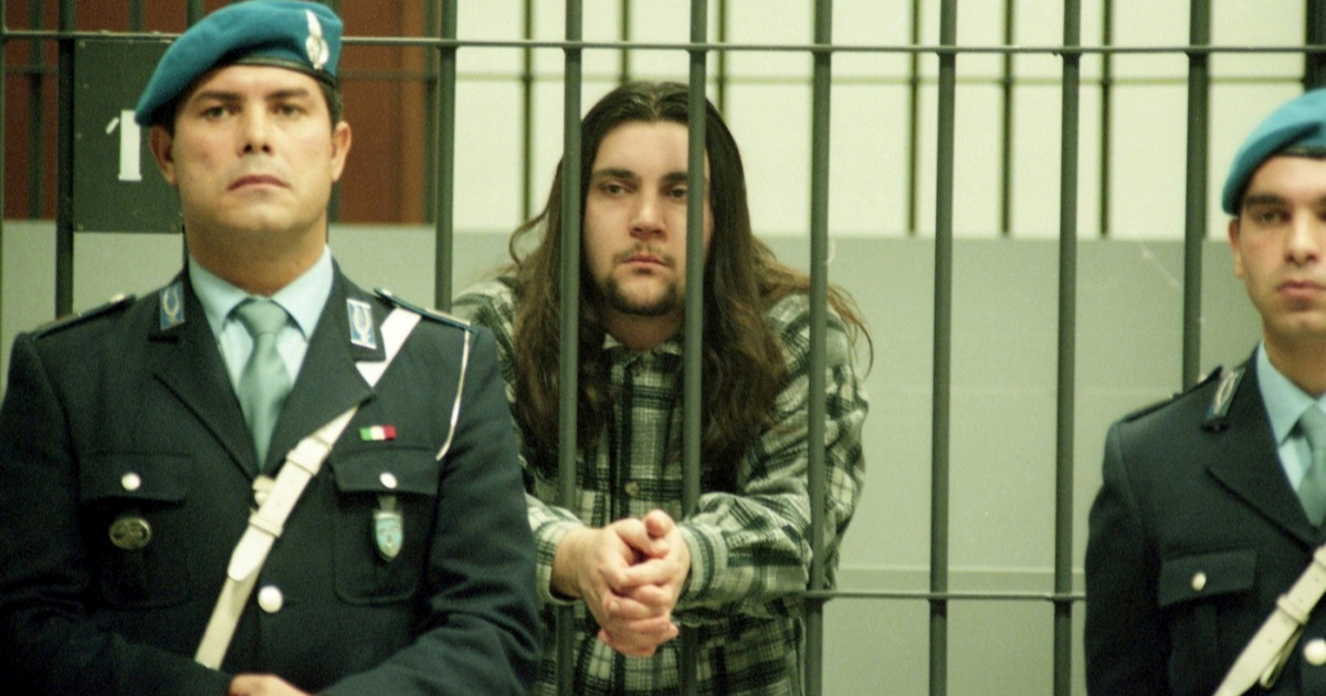 Velika akcija u Italiji, danima traje potraga za ubojicom roditelja i brata. Javio se