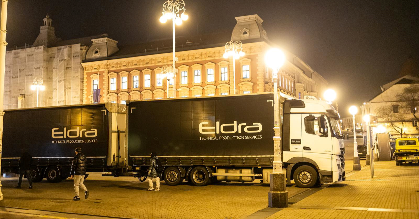 FOTO Kamioni s opremom za doček rukometaša napustili glavni zagrebački trg