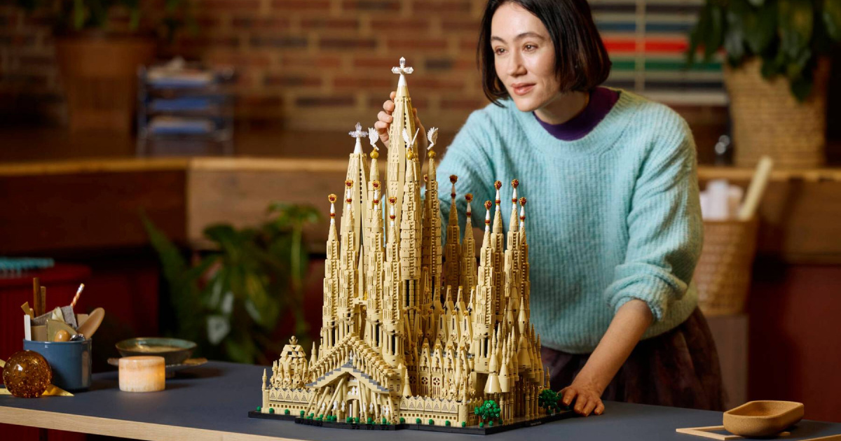 Najveći LEGO set ikad stiže u prodaju, cijena je 750 eura