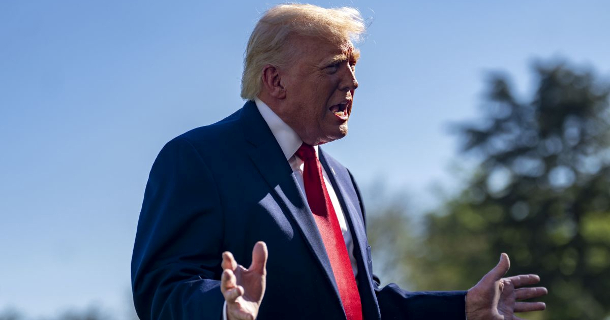 Trump: Mogu uništiti Iran u jednom danu