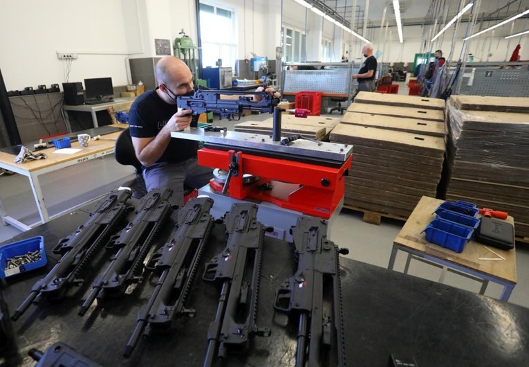 Trumpove carine mogle bi pogoditi HS Produkt. Anušić: Ako treba, mi ćemo pomoći