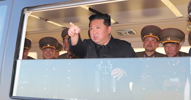 Sjeverna Koreja ispalila balističku raketu preko Japana. Pala je u Tihi ocean