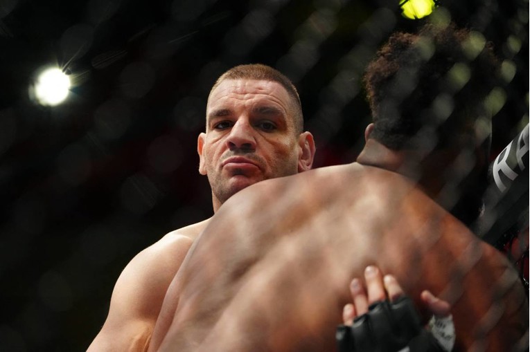 UFC-ovi insajderi: Ante Delija zbog ozljede otkazao borbu u Beogradu