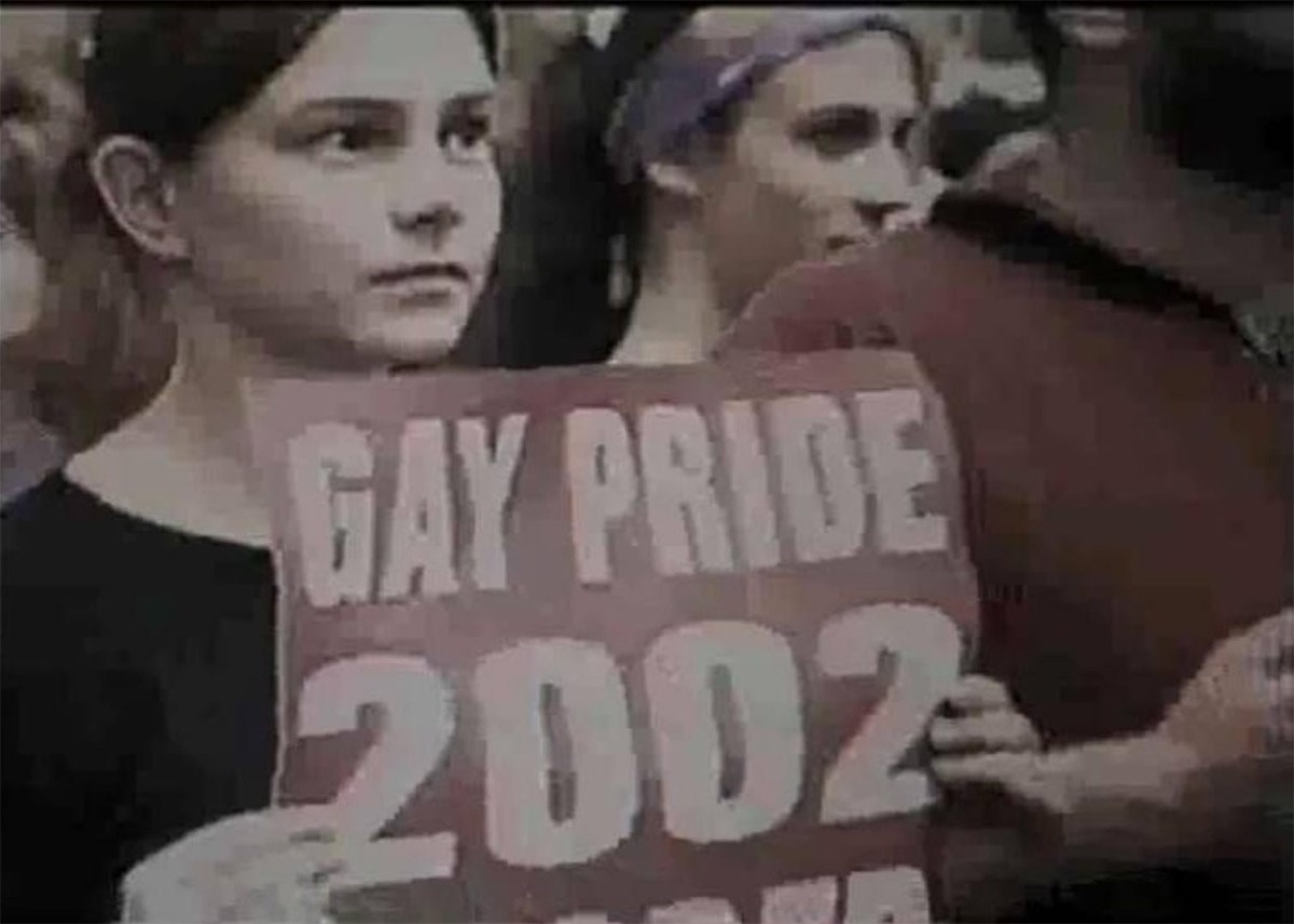 FOTO Ovo je Sandra Benčić na Prideu 2002. godine