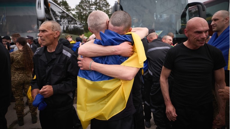 FOTO Rusija i Ukrajina u tri dana razmijenile 1000 zarobljenika