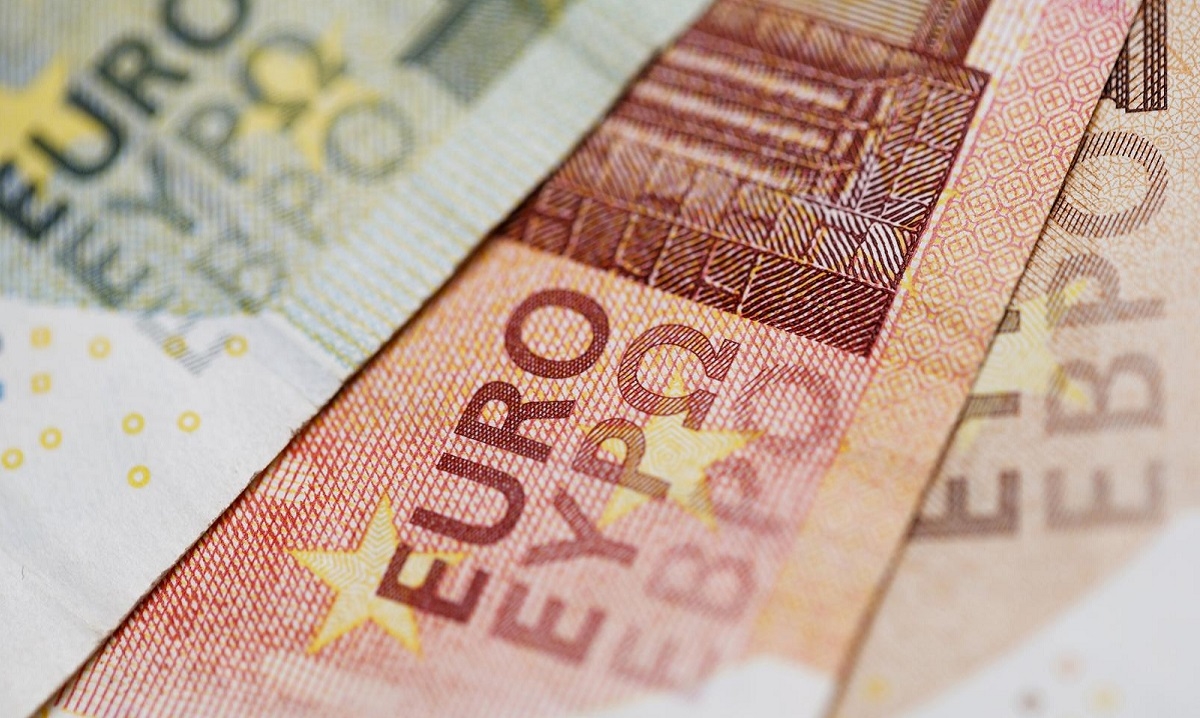 Nova češka vlada neće uvesti euro
