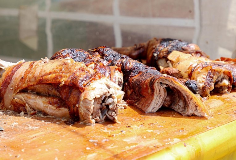 Volite janjetinu? Na Cresu se sprema veliki festival posvećen toj deliciji