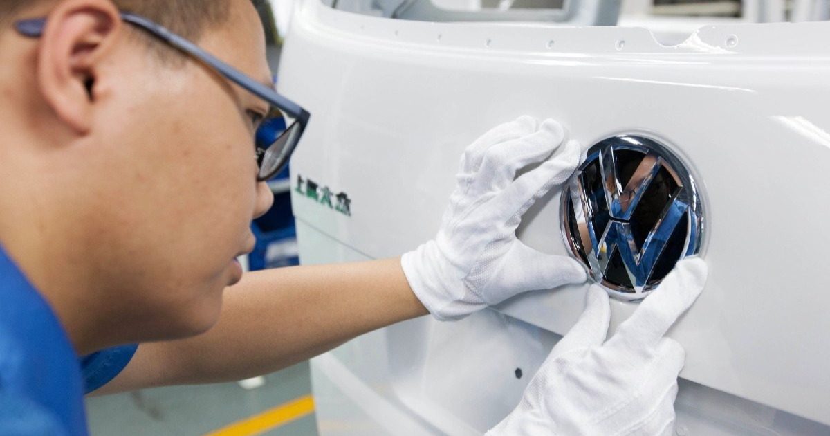 U Kini radnici zbog koronavirusa spavaju u tvornici