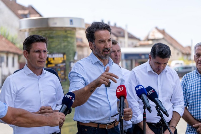 Miletić traži da građani Like sudjeluju na sjednici. "To je najmanje što možemo"
