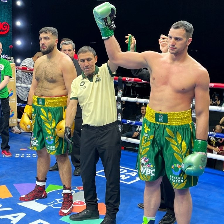 Milun nakon pobjede u profesionalnom debiju: Uopće se nisam umorio