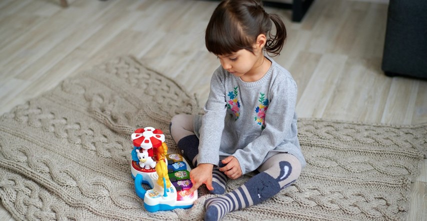 Zašto djeca tako brzo izgube interes za novu igračku? Evo što kažu stručnjaci