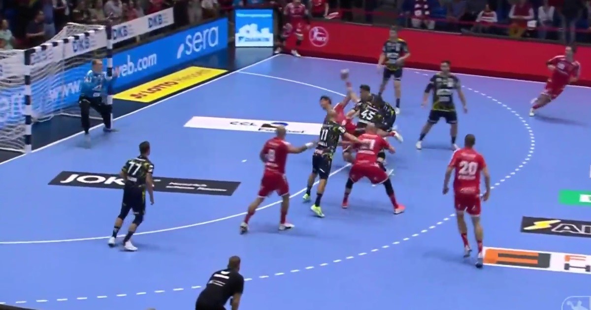 Pogledajte zbog čega je hrvatski rukometaš dobio crveni karton na startu Bundeslige