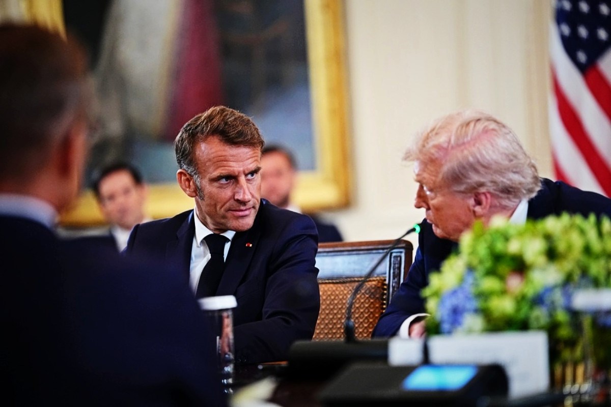 Trump šaptao Macronu, sve se čulo: "Putin želi dogovor, koliko god ludo zvučalo"