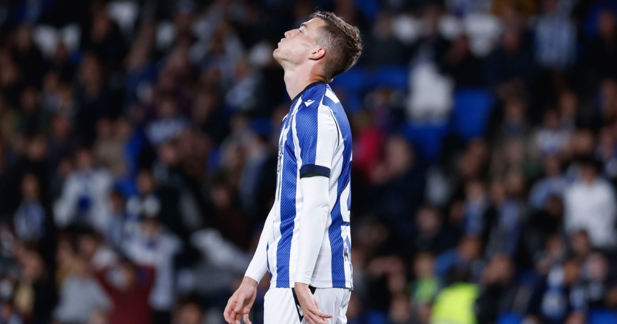 Bio je najbolji igrač kluba. Sad sjedi na klupi i visi mu nastup s Hrvatskom na SP-u