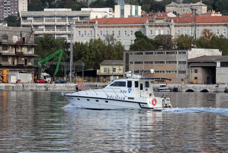 45 kazni za nautičare zbog opasnog glisiranja na Kvarneru, najviše Nijemaca