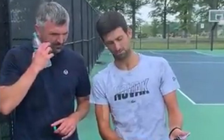 Đoković objasnio Ivaniševiću: Desno jaje je veće jer je na desnoj strani