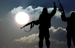 Islamska država: Napali smo vojarnu u Iraku mitraljezima i granatama