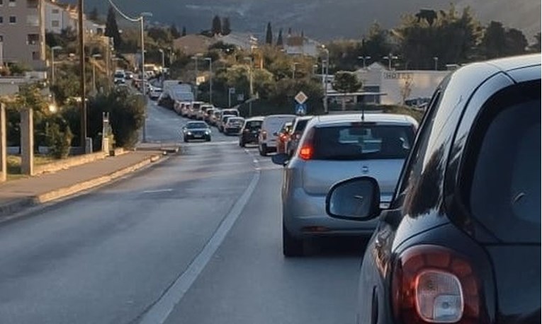 Ogromne gužve na ulazu u Split: “Ovo se ne pamti godinama”