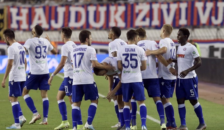 HAJDUK  - DINAMO 1:0 Hajduk u ludom derbiju preuzeo vrh HNL-a