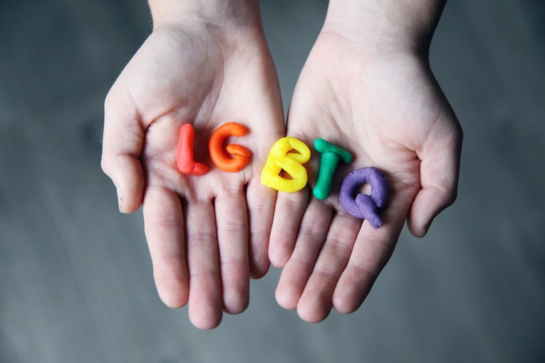 Rumunjska priznaje istospolne brakove