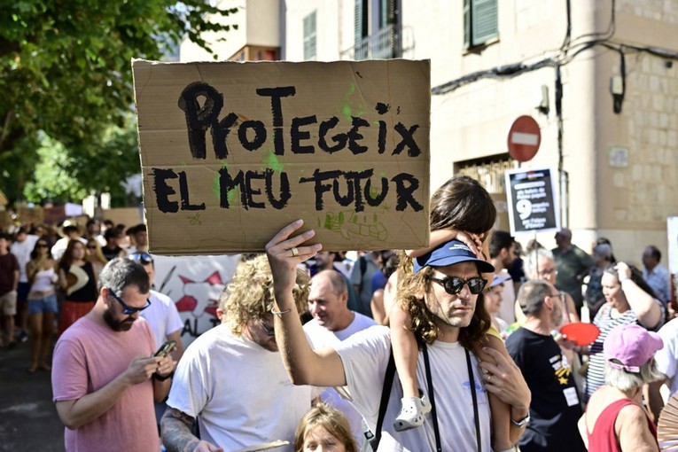 FOTO Na Mallorci prosvjedovali protiv masovnog turizma