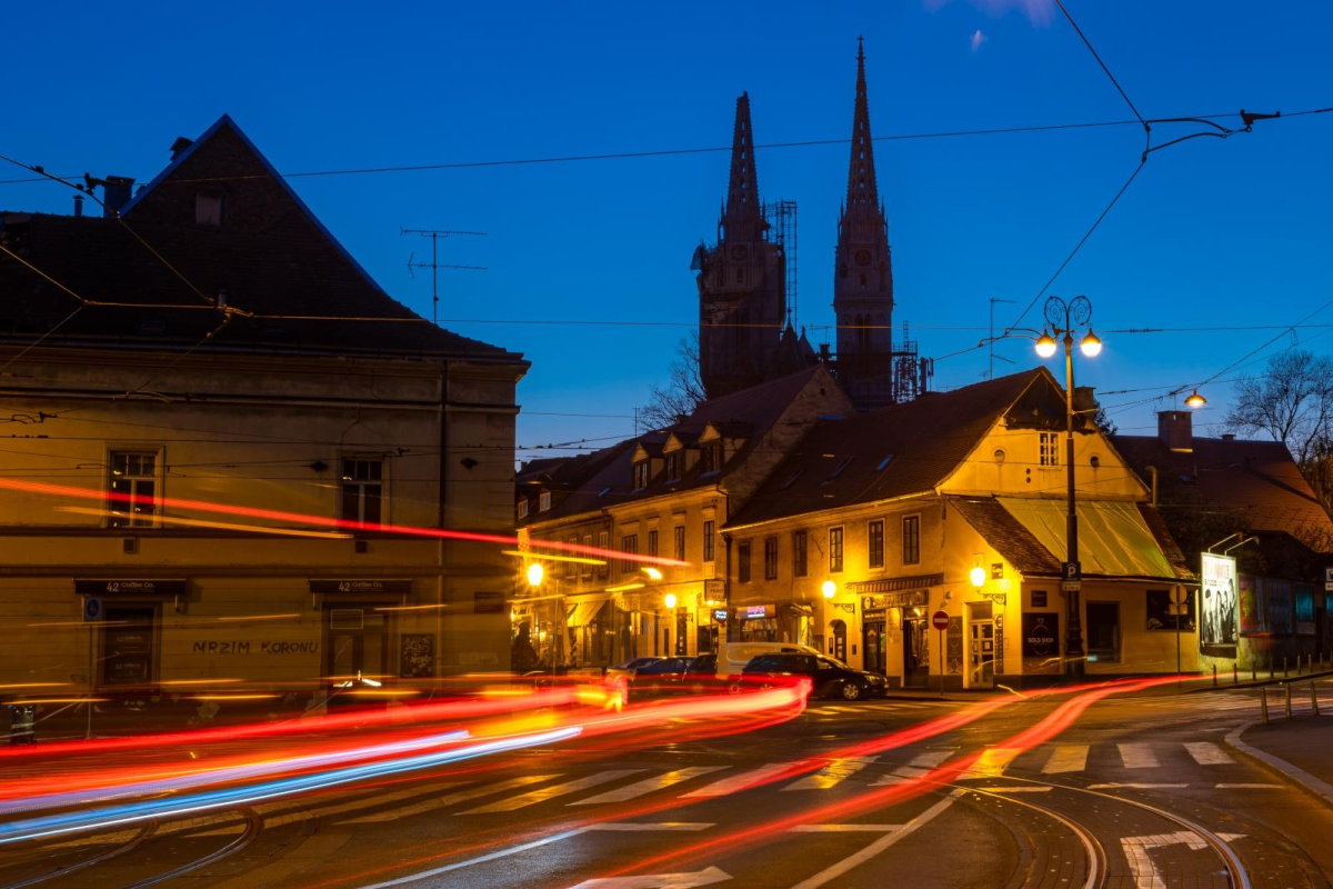 FOTO Ovako je u subotu navečer izgledao centar Zagreba