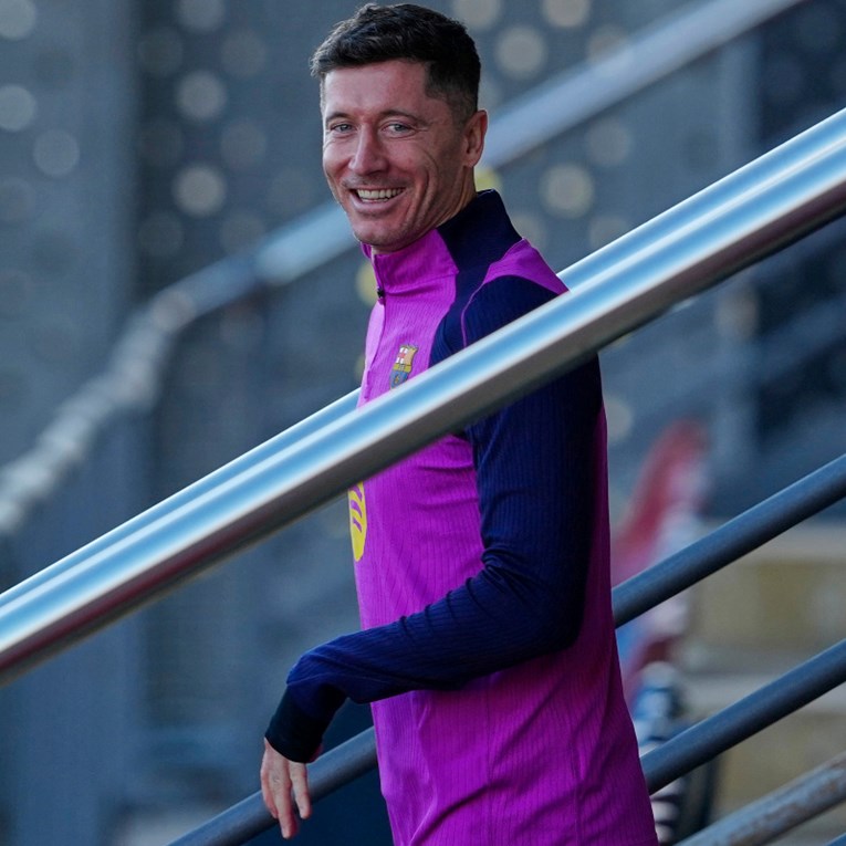 Lewandowski (37) objavio sliku iz teretane. Fanovi oduševljeni