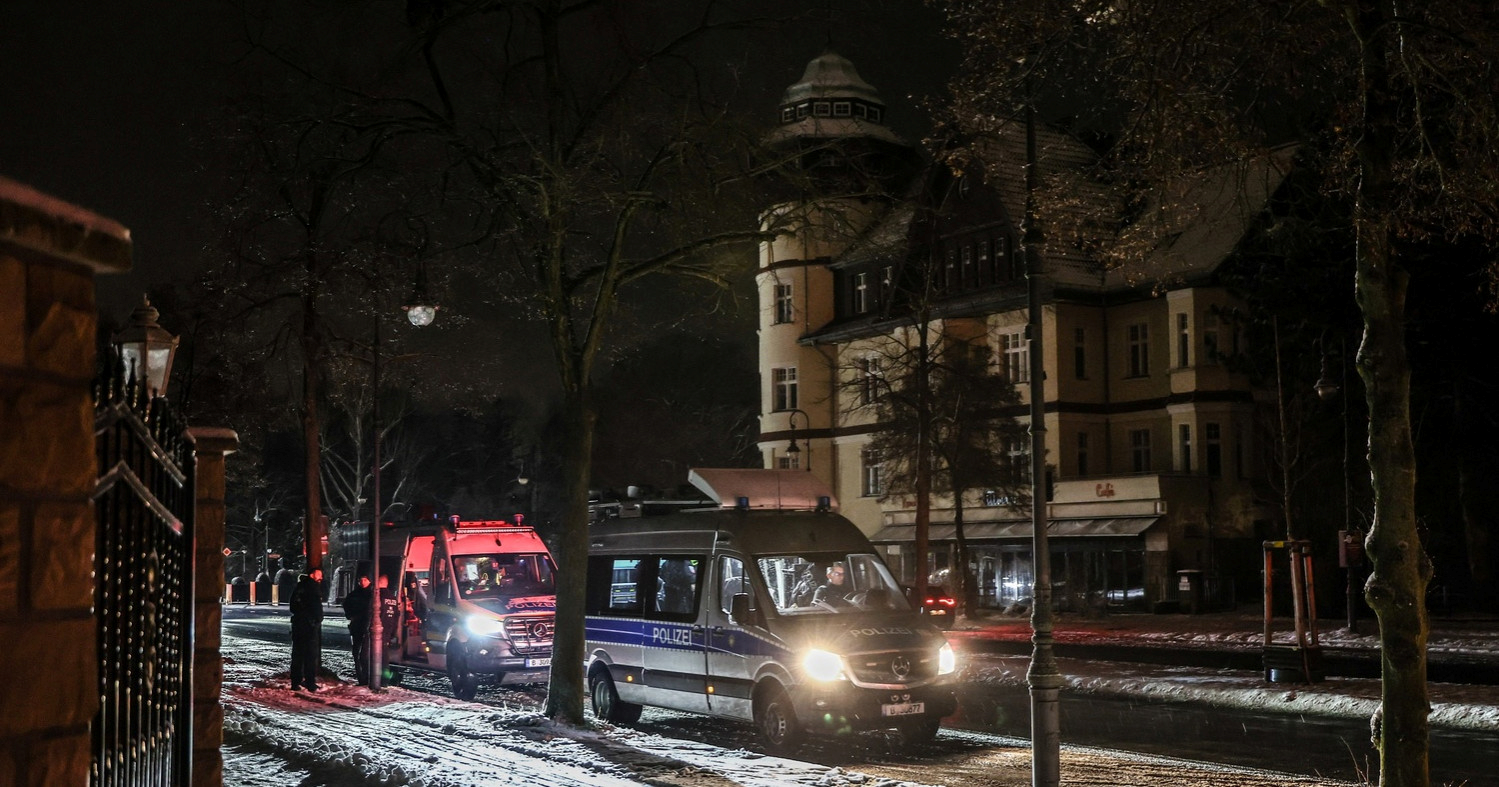 Desetci tisuća u Berlinu zbog podmetnutog požara i dalje u mraku i hladnoći