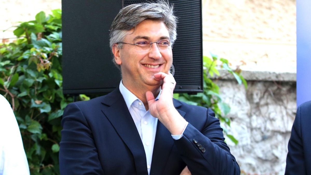 Plenković na skupu u Šibeniku: Naš mentalitet mora biti pobjednički