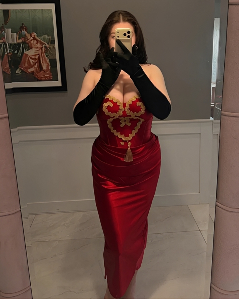 Majka pozvala sinovu bivšu na vjenčanje i poslala joj haljinu koju treba odjenuti