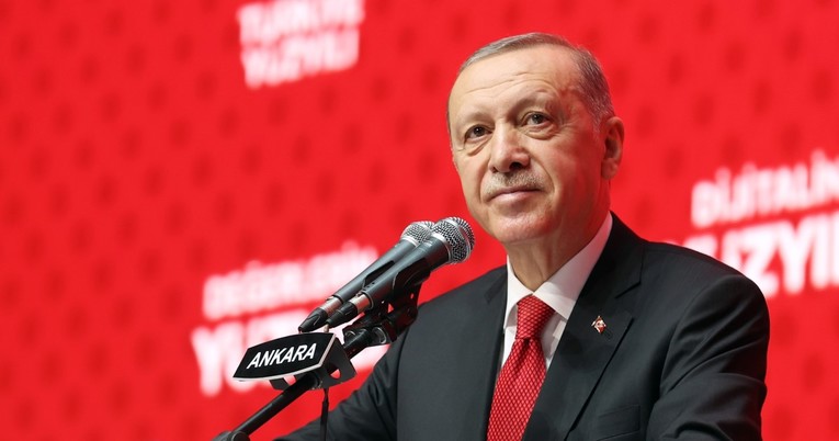 Erdogan razgovarao sa Scholzom, tražio da se odmrznu pregovori o ulasku Turske u EU