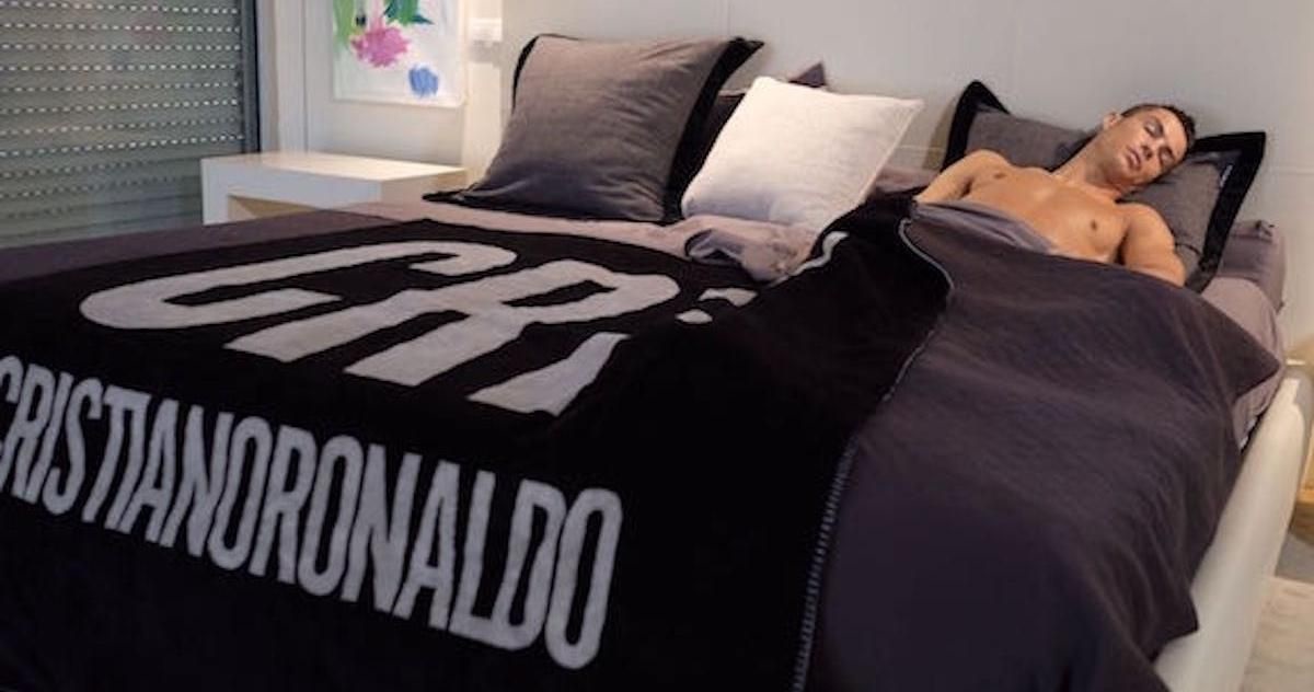 Zašto Ronaldo spava pet puta dnevno po 90 minuta u položaju fetusa?