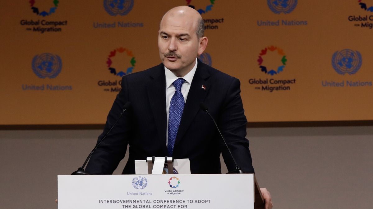 Turski ministar unutarnjih poslova podnio ostavku zbog nagle objave policijskog sata